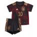 Tanie Strój piłkarski Niemcy Serge Gnabry #10 Koszulka Wyjazdowej dla dziecięce MŚ 2022 Krótkie Rękawy (+ szorty)